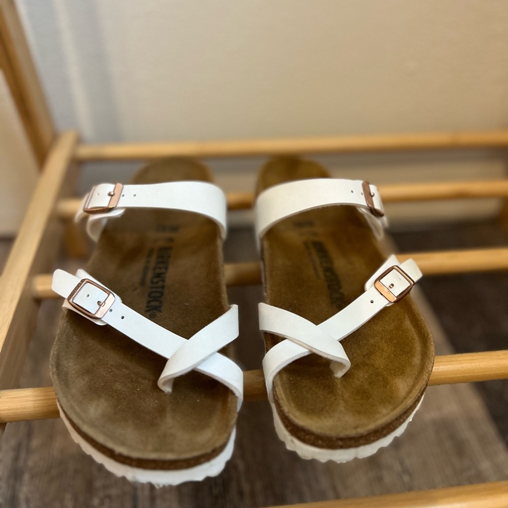 Women’s Birkenstocks white and rose gold